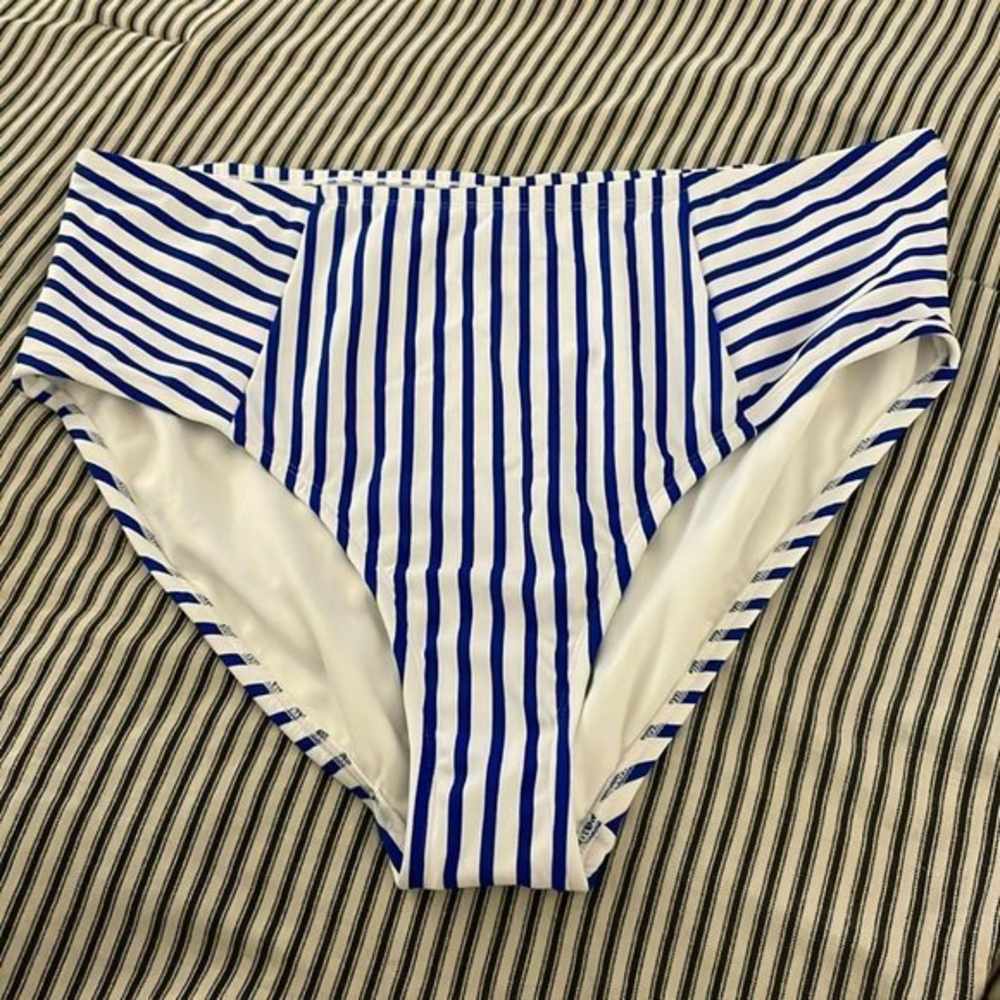Kona Sol Swimwear‎ Plus Size Bottoms